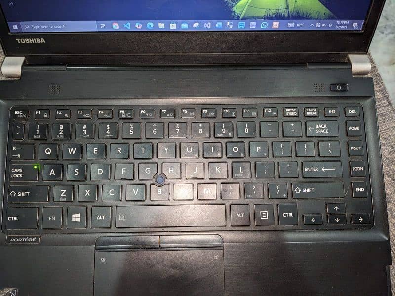 Toshiba laptop i5 4 gen  22000/-03014332097 1