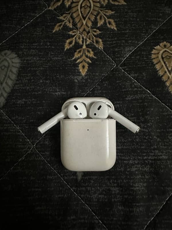 Original Apple Airpods 2 0