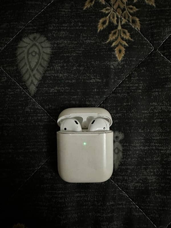 Original Apple Airpods 2 1