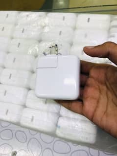 Apple 30w Orignal charger used