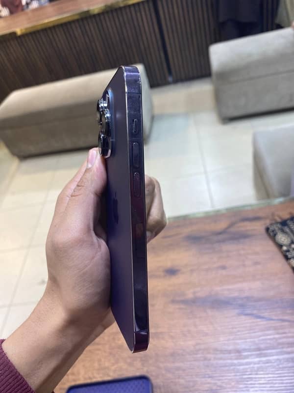 iPhone 14 Pro (128gb) 4