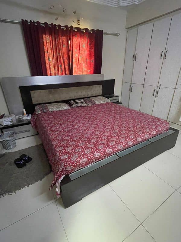 bed with side tables 2