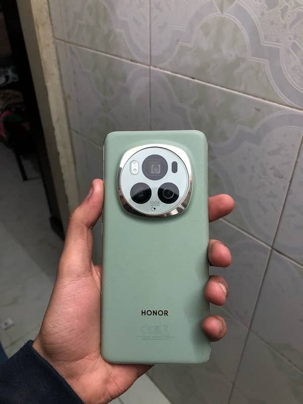 HONOR MAGIC 6 PRO - 512 Gb - 12 Ram Storage - With Airpod & Charger 0