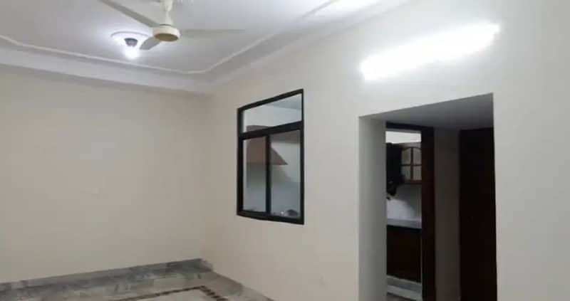 G-11/3 Size 30 60 Renovated Double Story House For Sale 5