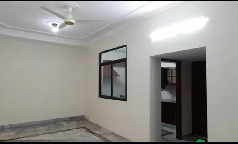 G-11/3 Size 30 60 Renovated Double Story House For Sale 7