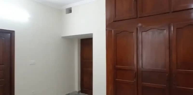 G-11/3 Size 30 60 Renovated Double Story House For Sale 10