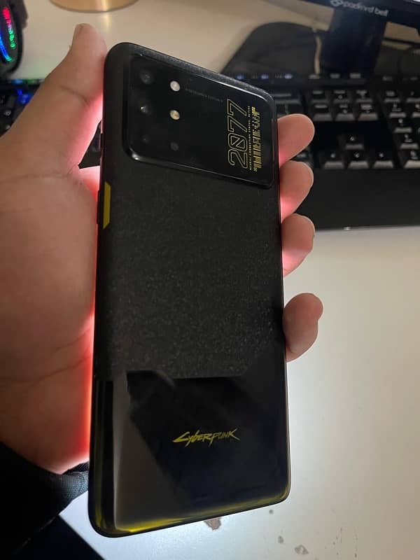 one plus 8t special edition cyberpunk 2077  12/256 Snapdragon 865 6