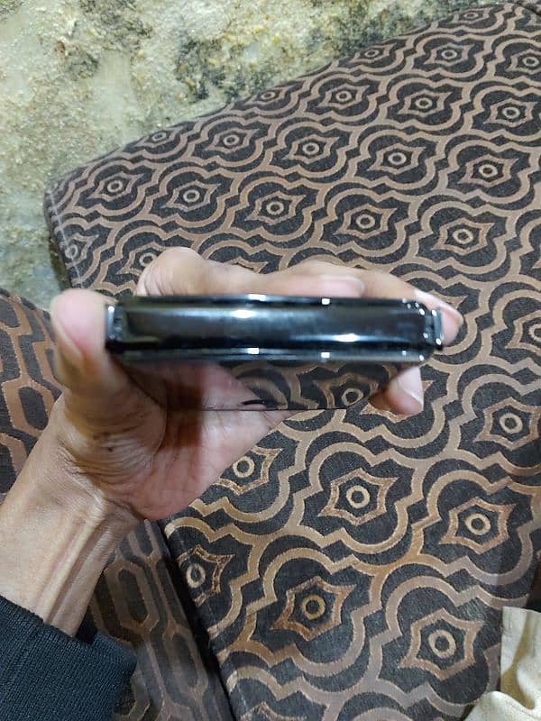 moto razr filp 2019 4