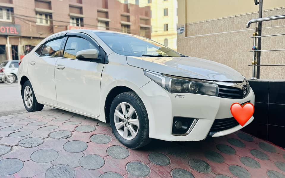 Toyota Corolla GLI 2015 0