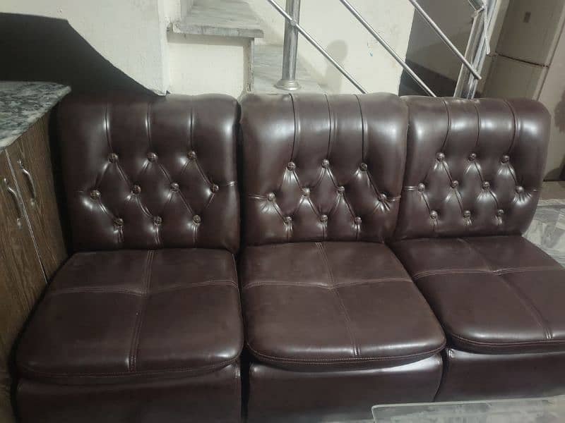 4 sofa for sale 0