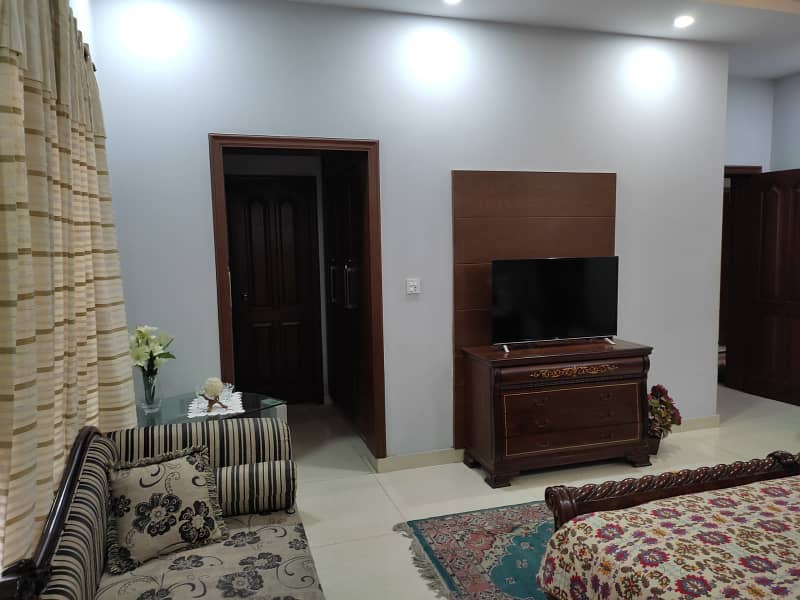 1 Kanal Like Brand New House In Bahria Town Lahore 12