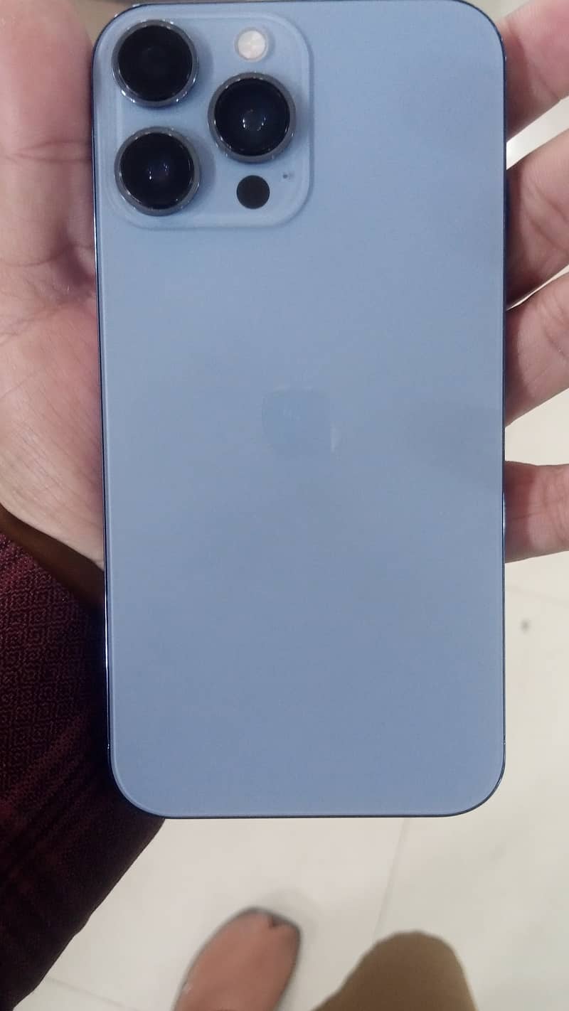 Apple iPhone XR 0