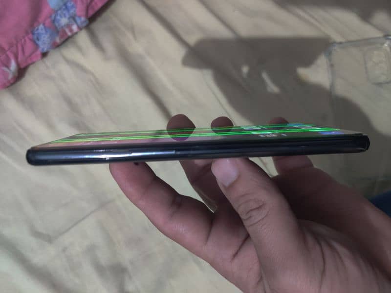 oneplus 9 non pta screen par line h baki all ok 3