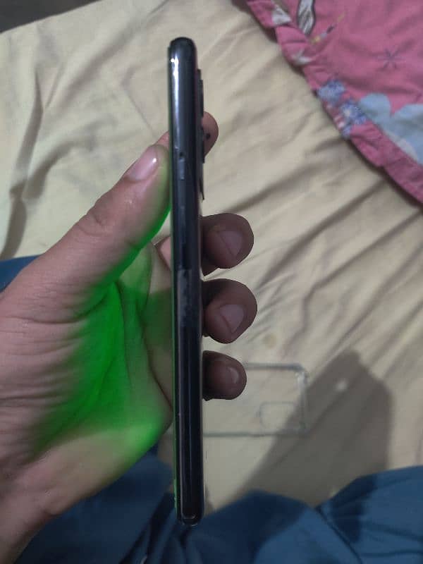 oneplus 9 non pta screen par line h baki all ok 7