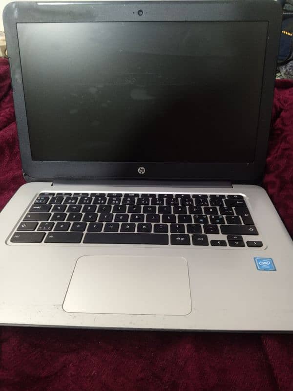 Hp chromo book . 10/10 condition 2