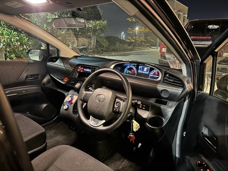 Toyota Sienta 2019 freshcleared from japan better then yaris aqua note 9