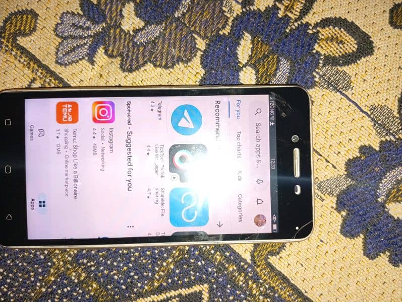 oppo a37 Condition 10/10 ha dual SIM& Memory card dono cemary clear ha 1