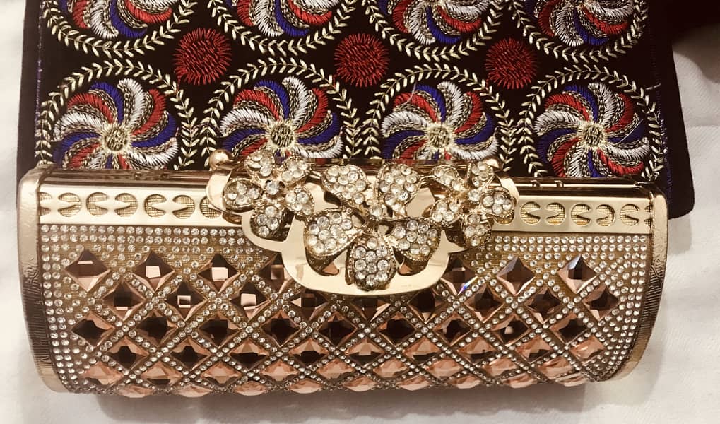 Beautiful bridal clutch 0