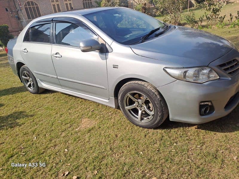 Toyota Corolla Altis 2012 3