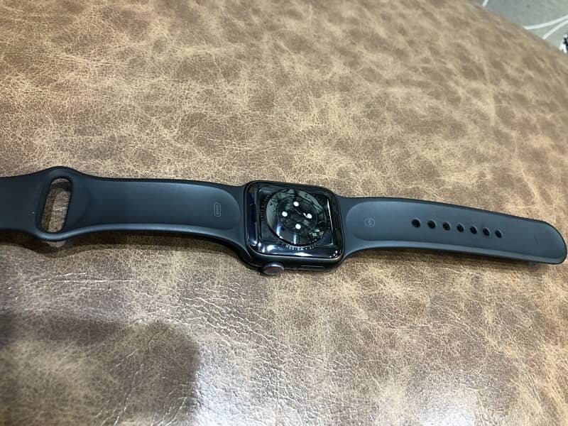 Apple watch Series 6 / 40 mm GPS Version 1