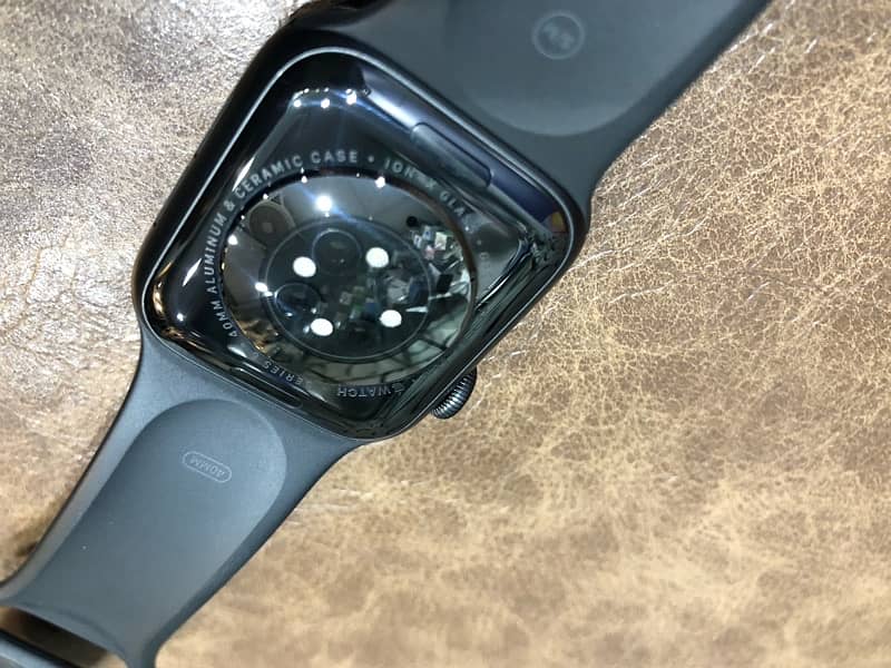 Apple watch Series 6 / 40 mm GPS Version 2