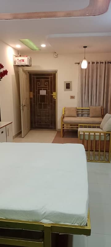 LUXURIOUS FURNISHED FLATE FOR RENT IN JOHAR TOWN LAHORE 8