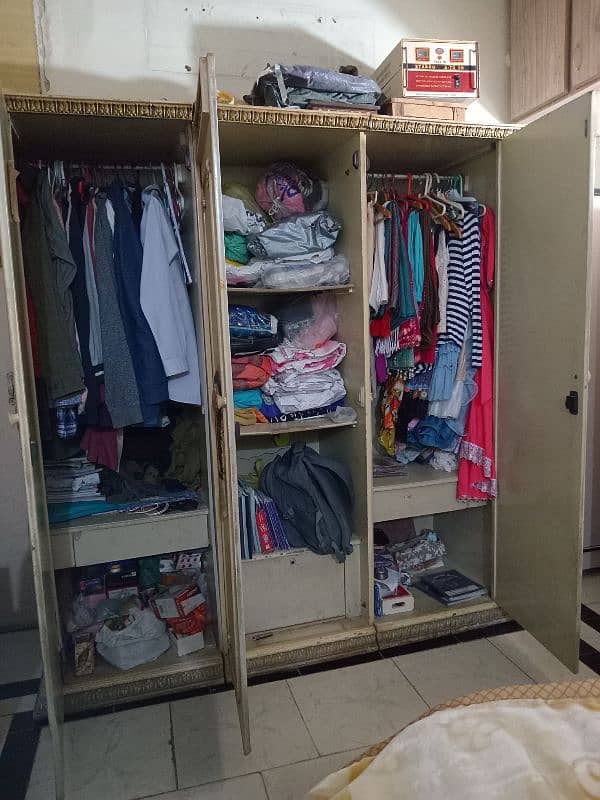 WARDROBES AND DIVIDER 1