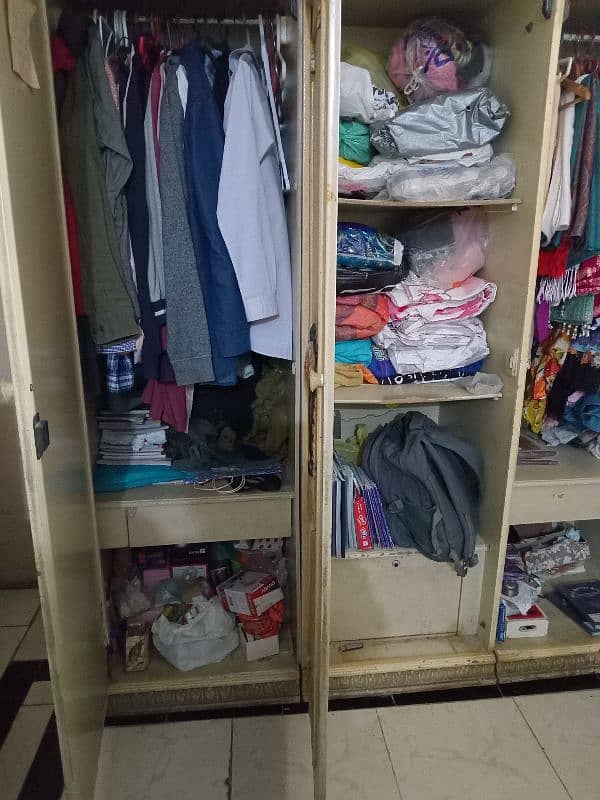 WARDROBES AND DIVIDER 2