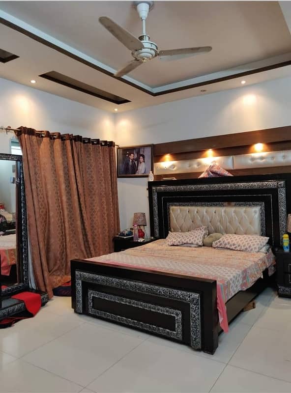 8 MARLA LOWER PORTION FOR RENT IN JOHAR TOWN LAHORE 0