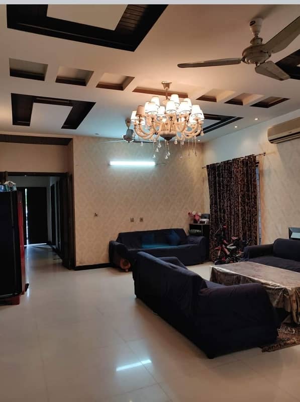 8 MARLA LOWER PORTION FOR RENT IN JOHAR TOWN LAHORE 5