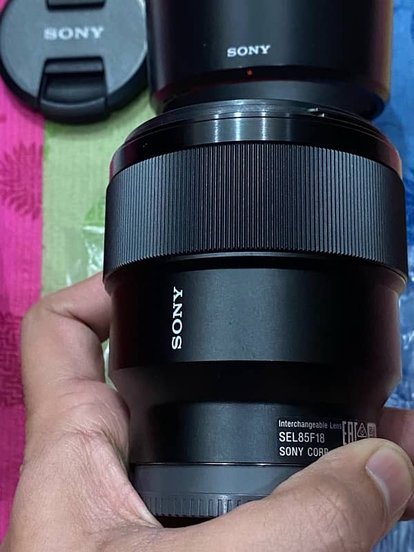 Sony 85mm 1.8 Lens Condition 10/10 4