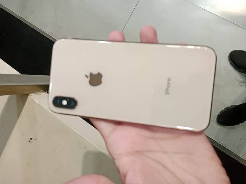 iphone xs non all orignal bettery 74 total geniun 5