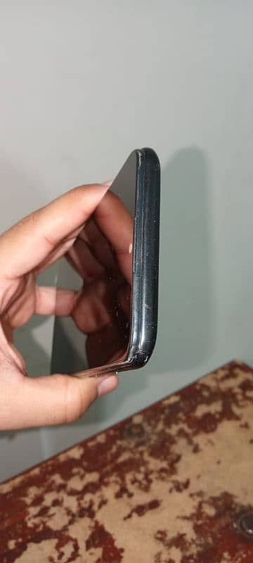 okay condition front camera lens kharab Puri okay condition Hai 9