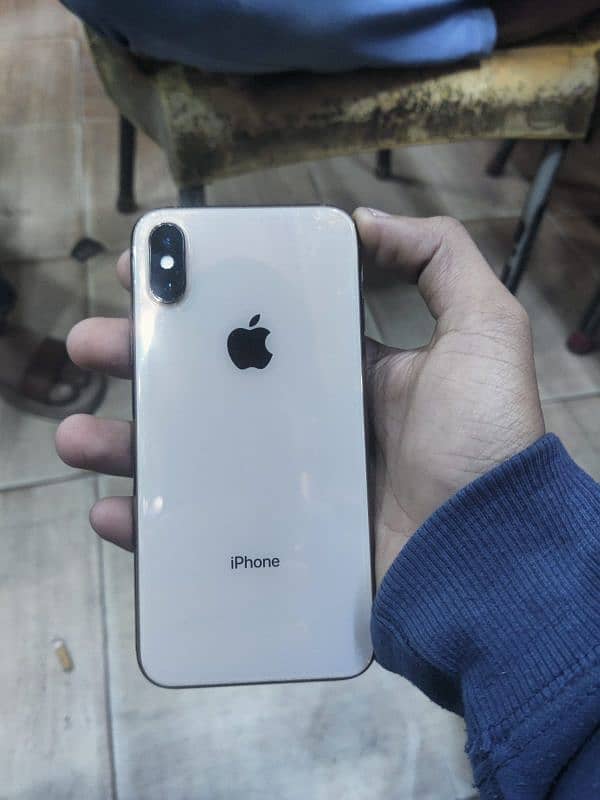 Iphone XS Gold 1