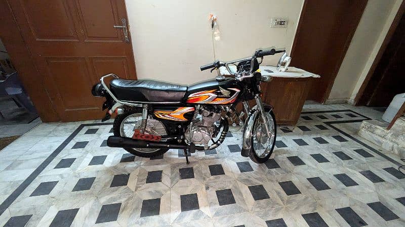 Honda CG 125 2022 model 10/10 condition 4