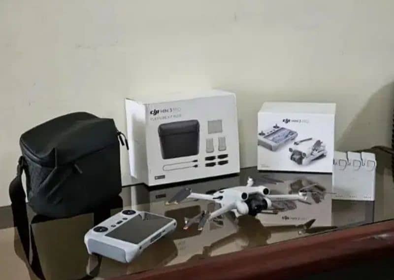 DJI drone mini 3 paro for good condition urgent sale is 0