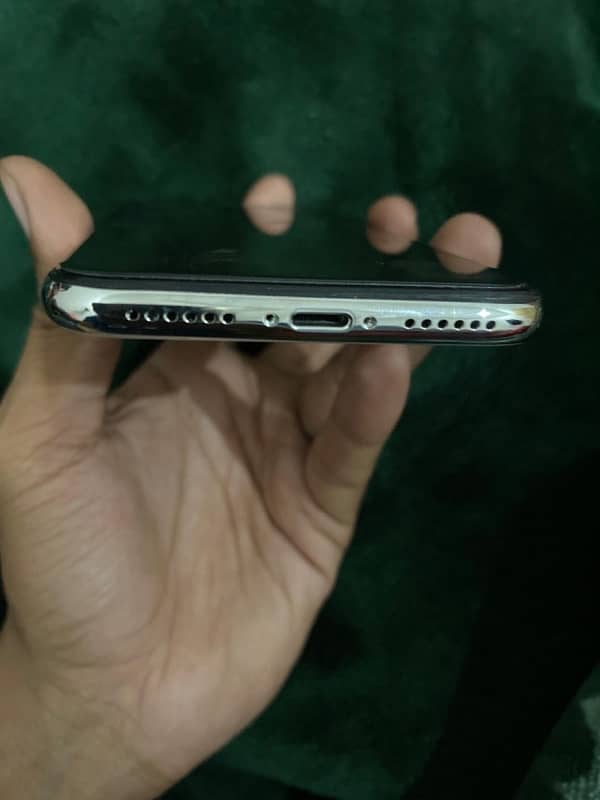 IPhone X 10/10 condition 1