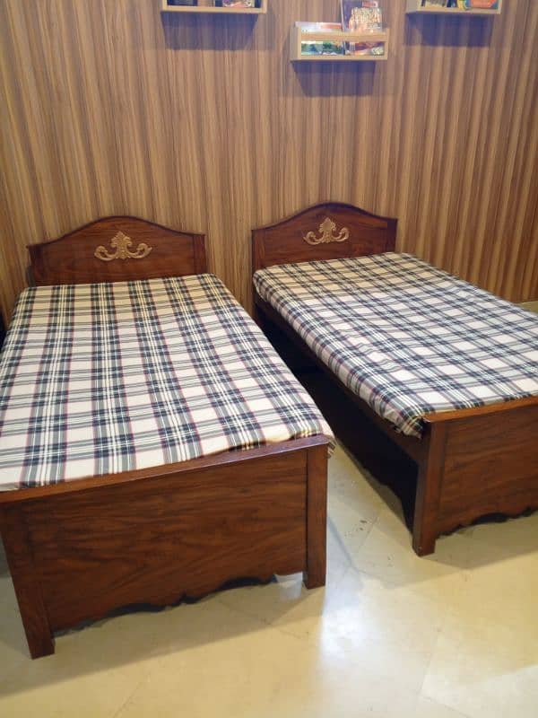 2 single kids size bed for sale 1