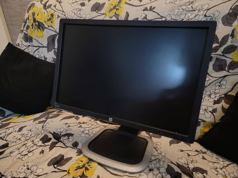 HP Z24i monitor - 75hz - 1080p - Anti glare 1