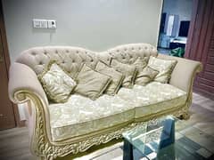 urgent sale 7 seater sofa in excellent condition