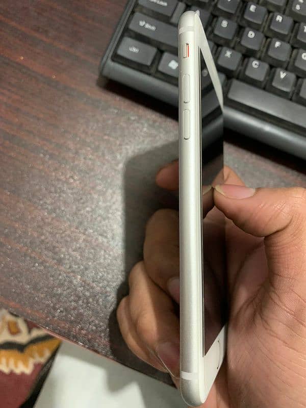 Iphone 8 non PTA 2