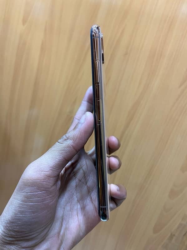 i phone xs Max 64GB physical approved 2