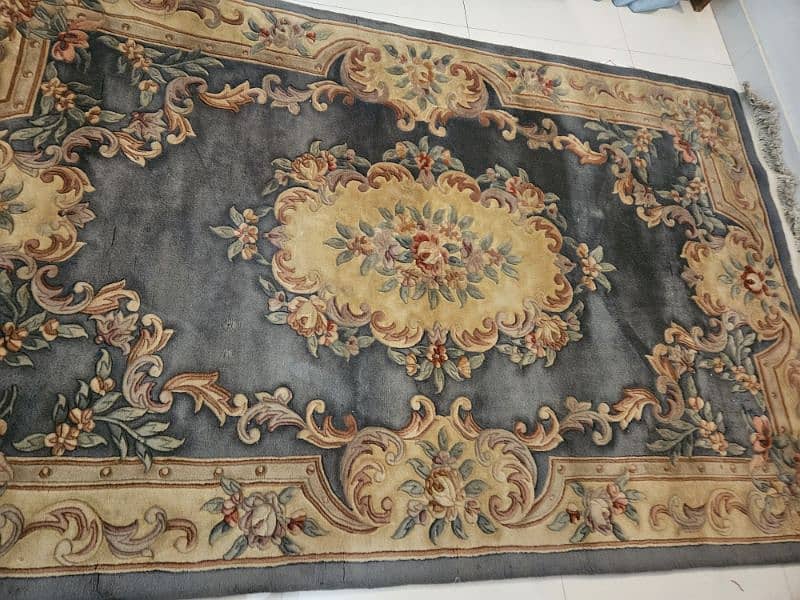 thick carved Chinese carpet 0