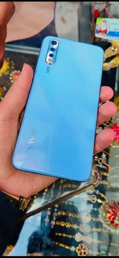 vivo s1