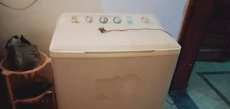 my haier semi automatic in best condition in used in time for sell 2