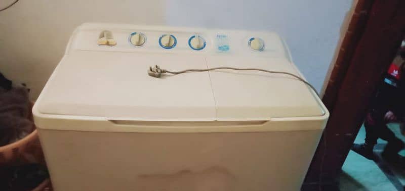 my haier semi automatic in best condition in used in time for sell 4