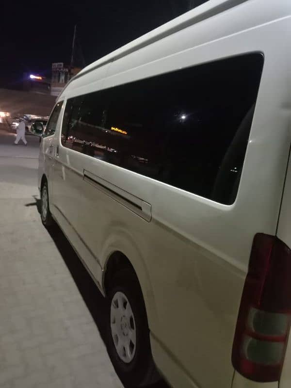 Toyota hiace 1