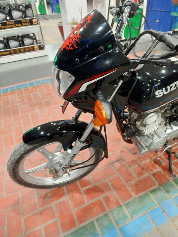 Suzuki GD 110S 3