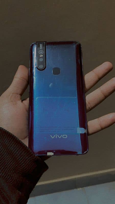 VIVO v15 0