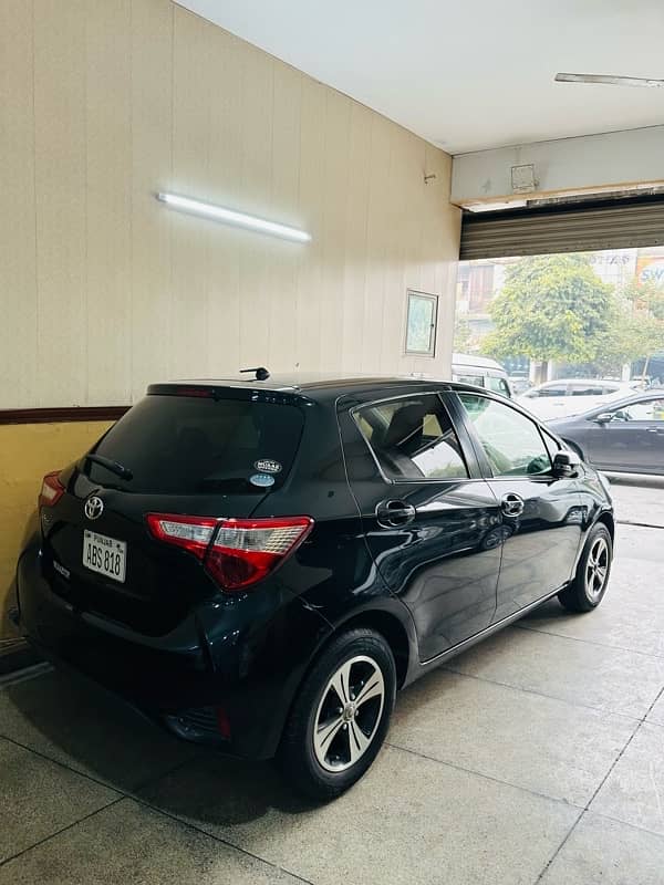 Toyota Vitz 2017 3